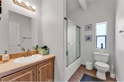 1124 W Country Club Boulevard, Big Bear City, CA 92314 - Photo 20