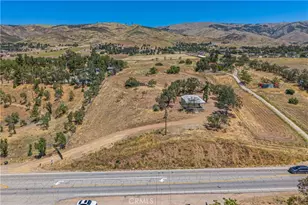 8709 Sierra Hwy, Agua Dulce, CA 91390 - Photo 30
