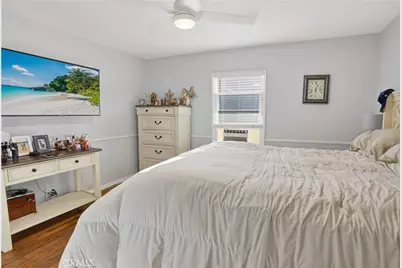 19335 Roscoe Boulevard, Northridge, CA 91324 - Photo 14