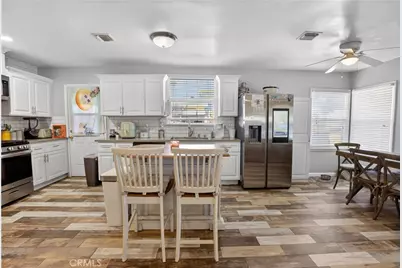 19335 Roscoe Boulevard, Northridge, CA 91324 - Photo 6