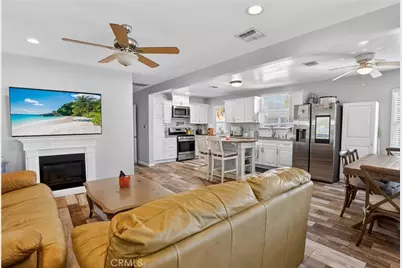 19335 Roscoe Boulevard, Northridge, CA 91324 - Photo 4