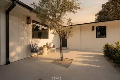 13817 Valley Vista Blvd, Sherman Oaks, CA 91423 - Photo 40