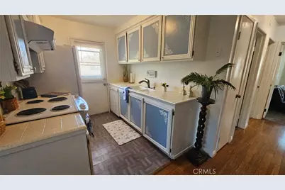 1267 Chalmette, Ventura, CA 93003 - Photo 8