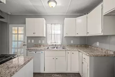 3157 E Ave I #B2, Lancaster, CA 93535 - Photo 14