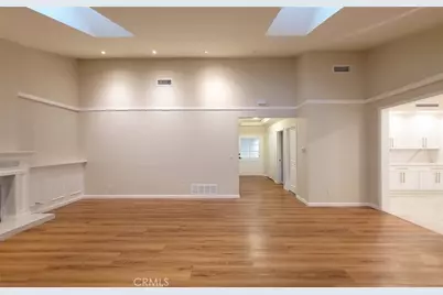 22201 Schoolcraft, Canoga Park, CA 91303 - Photo 16