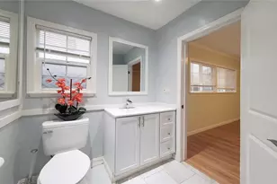 22201 Schoolcraft, Canoga Park, CA 91303 - Photo 12