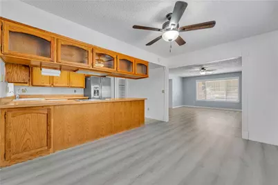 7343 Bay Avenue, California City, CA 93505 - Photo 10