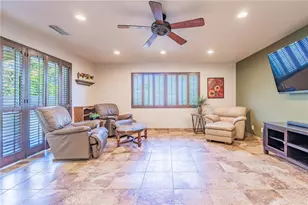 23247 Arminta St, West Hills, CA 91304 - Photo 18
