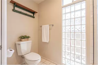 23247 Arminta St, West Hills, CA 91304 - Photo 38