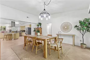 4479 Azalia Dr, Tarzana, CA 91356 - Photo 8