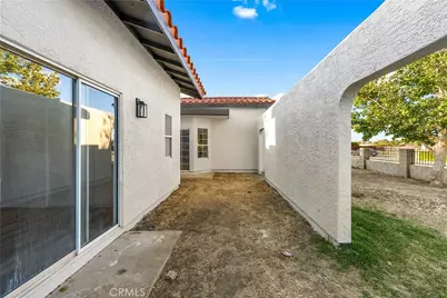 40251 Fieldspring, Palmdale, CA 93591 - Photo 8