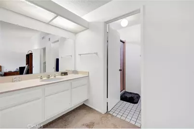 21631 Grovepark, Saugus, CA 91350 - Photo 26