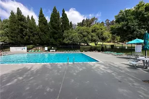 21631 Grovepark, Saugus, CA 91350 - Photo 2