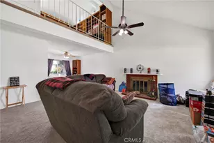 21631 Grovepark, Saugus, CA 91350 - Photo 4