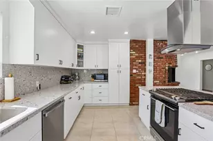 16729 Archwood, Lake Balboa, CA 91406 - Photo 14