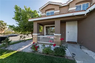 39405 Colchester Ct, Palmdale, CA 93551 - Photo 2