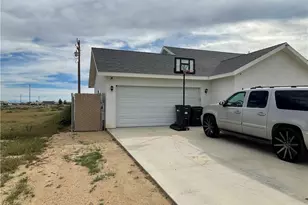 7800 Bay Ave, California City, CA 93505 - Photo 2