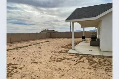 7800 Bay Avenue, California City, CA 93505 - Photo 6