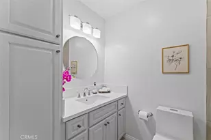 17008 Hartland St, Lake Balboa, CA 91406 - Photo 14
