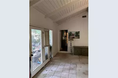 22665 Califa Street, Woodland Hills, CA 91367 - Photo 8