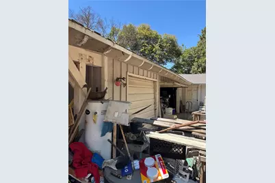 22665 Califa Street, Woodland Hills, CA 91367 - Photo 16