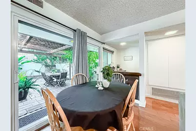 10439 Larwin, Chatsworth, CA 91311 - Photo 12