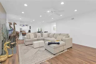 4771 Excelente Dr, Woodland Hills, CA 91364 - Photo 4