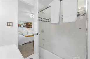 4771 Excelente Dr, Woodland Hills, CA 91364 - Photo 22
