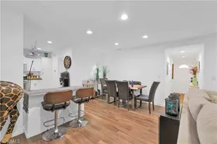 4771 Excelente Dr, Woodland Hills, CA 91364 - Photo 10
