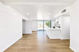 43253 6th, Lancaster, CA 93535 - Photo 10