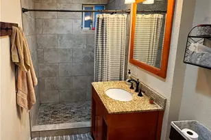 8410 Beckford, Northridge, CA 91324 - Photo 6