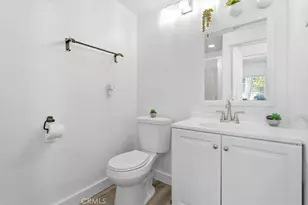 7959 Bothwell, Reseda, CA 91335 - Photo 24