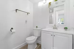 7959 Bothwell, Reseda, CA 91335 - Photo 24