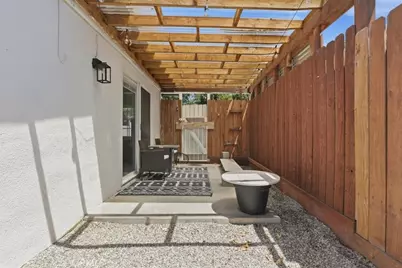 7959 Bothwell, Reseda, CA 91335 - Photo 30