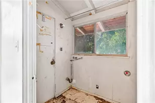 20253 Hamlin St, Winnetka, CA 91306 - Photo 8