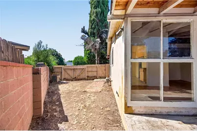 20253 Hamlin Street, Winnetka, CA 91306 - Photo 16
