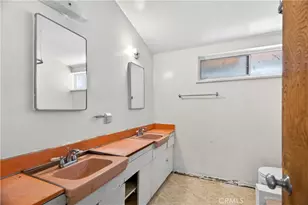 20253 Hamlin St, Winnetka, CA 91306 - Photo 12