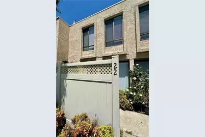 15031 Chatsworth #22, Mission Hills (San Fernando), CA 91345 - Photo 2