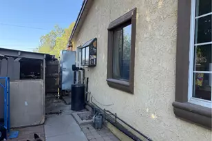 343 E Ave R 6, Palmdale, CA 93550 - Photo 28