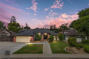 9901 Mesa Oak Dr, Bakersfield, CA 93311 - Photo 2