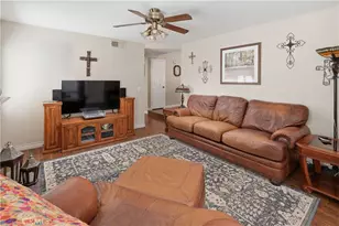 21725 Jeffers Ln, Saugus, CA 91350 - Photo 30