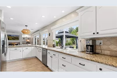 20944 Canterwood, Saugus, CA 91350 - Photo 4