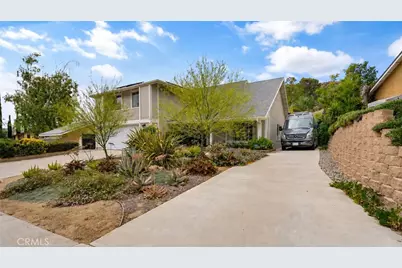 20944 Canterwood, Saugus, CA 91350 - Photo 2