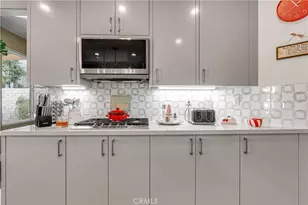 22019 Gold Canyon Dr, Saugus, CA 91390 - Photo 10