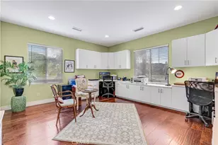 22019 Gold Canyon Dr, Saugus, CA 91390 - Photo 20