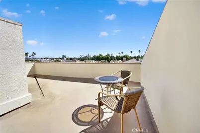 5216 Yarmouth Avenue #305, Encino, CA 91316 - Photo 14