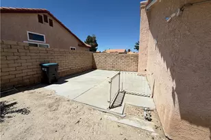 37822 Antibes Ct, Palmdale, CA 93552 - Photo 10
