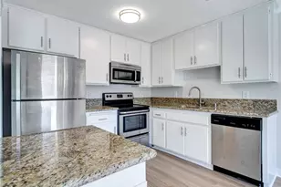 291 Sequoia Ct, Thousand Oaks, CA 91360 - Photo 6