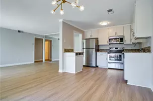 291 Sequoia Ct, Thousand Oaks, CA 91360 - Photo 4