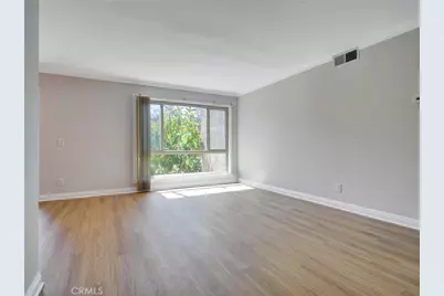291 Sequoia Ct #25, Thousand Oaks, CA 91360 - Photo 2